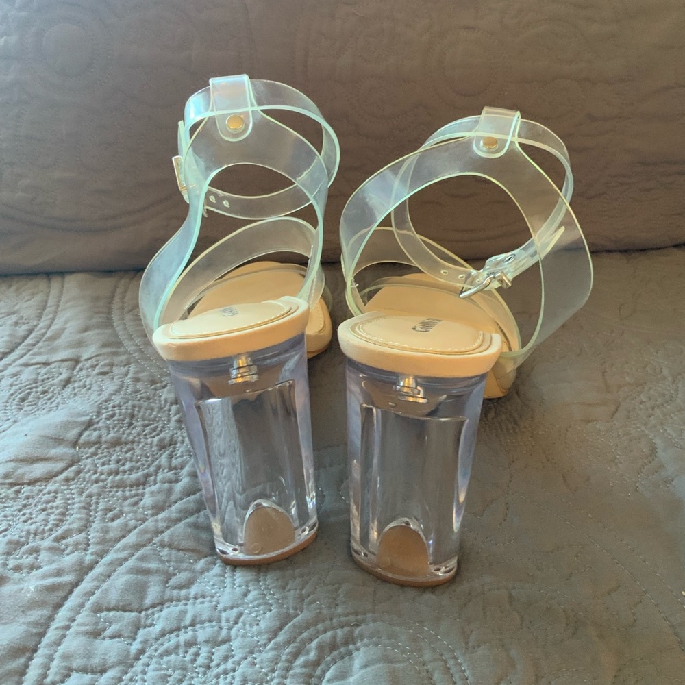 NEW Gianni Bini Ahrley Clear Vinyl Ankle Strap Strappy Sandals NWT - Picture 12 of 12